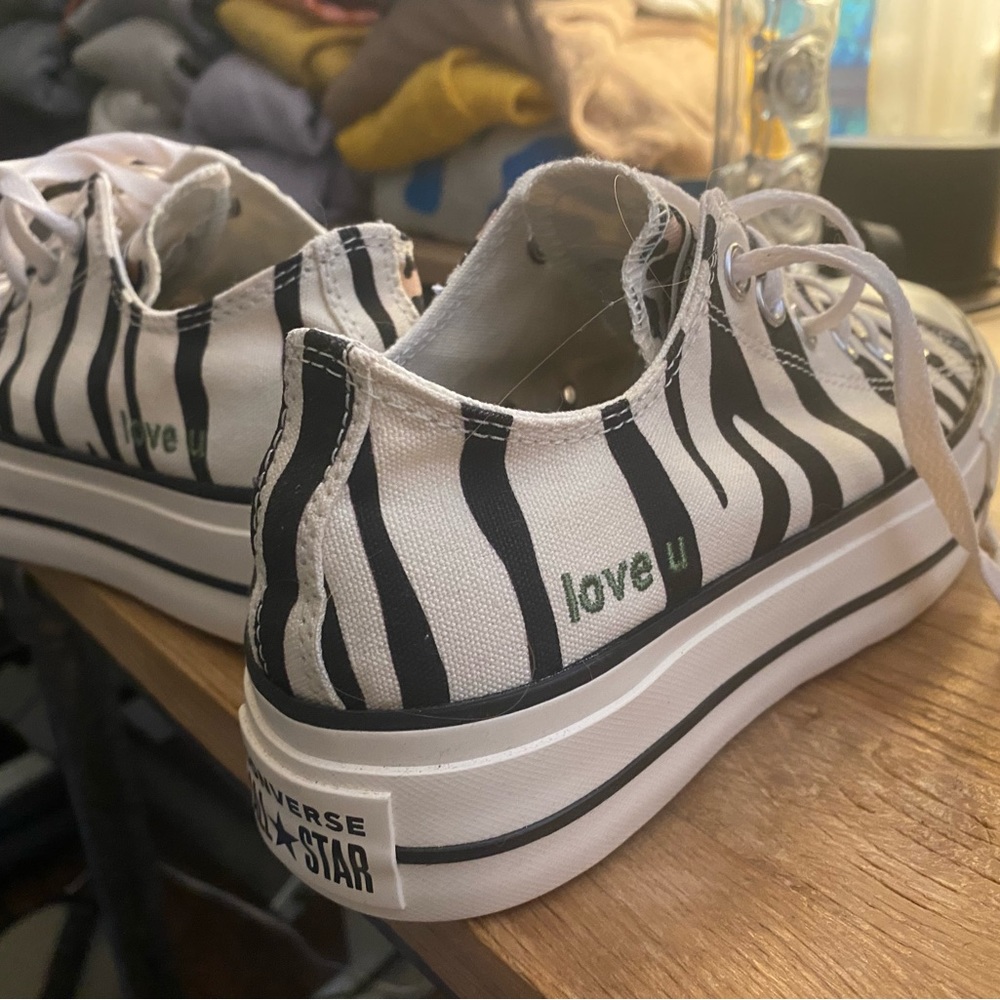 Converse mixed animal low tops brand new